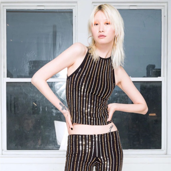 Discount Universe Tops - Discount Universe Black and Gold Sequin Tank Top - Size M